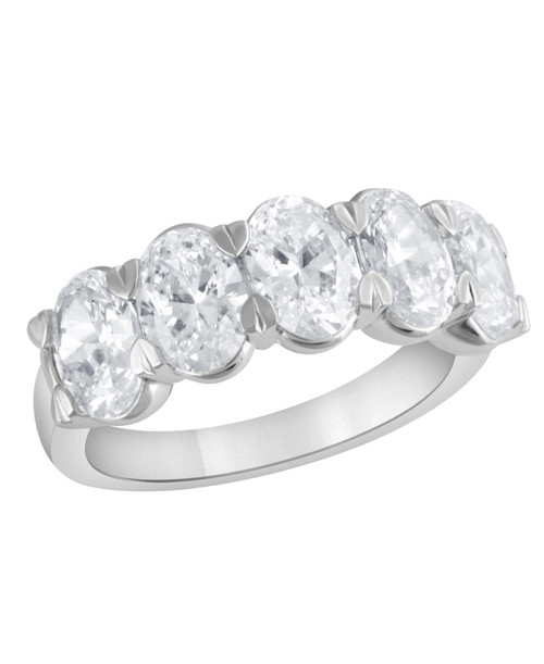White Gold | Oval-Cut Diamond Wedding Band Front White Gold | Oval-Cut Diamond Wedding Band Front